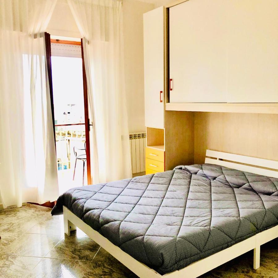 Via Solaro, Appartamento In Pieno Centro Formia Eksteriør billede